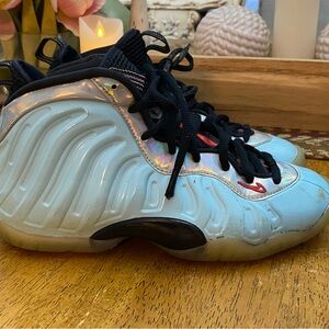 Nike little Posite One